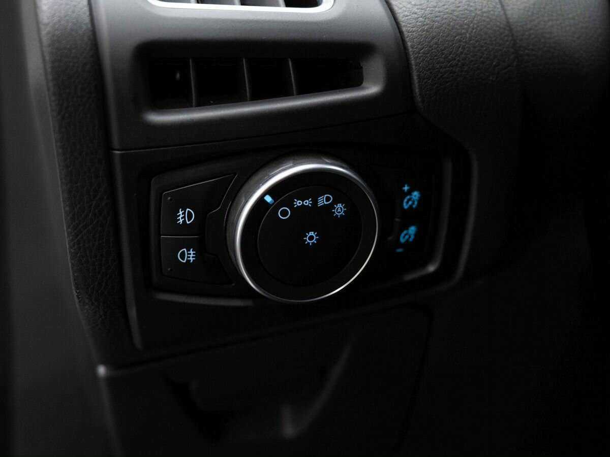 Купить Ford Focus, 2017, 163 222 км, фото №16