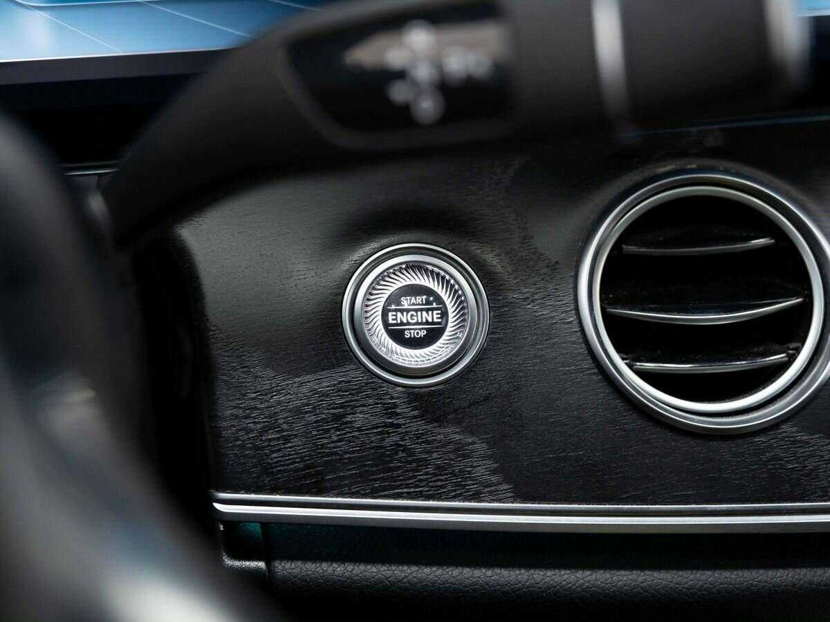 Купить Mercedes-Benz E-Класс 200, 2018, 95 987 км, фото №20