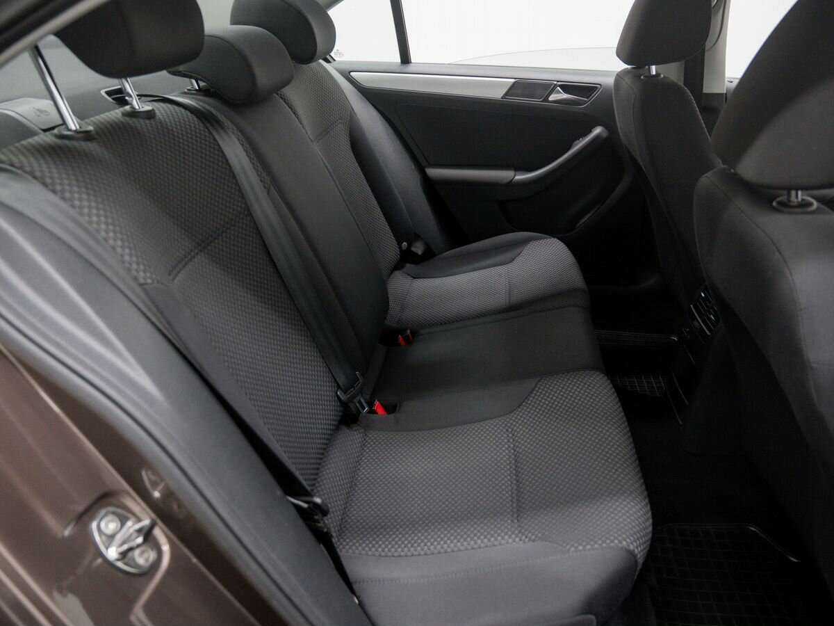 Купить Volkswagen Jetta, 2011, 154 000 км, фото №6