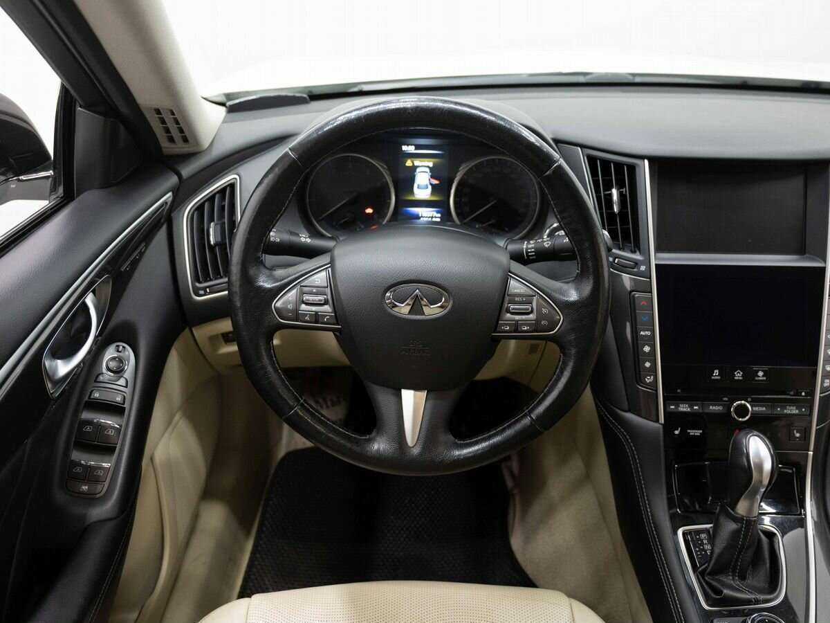 Купить Infiniti Q50, 2015, 117 982 км, фото №11