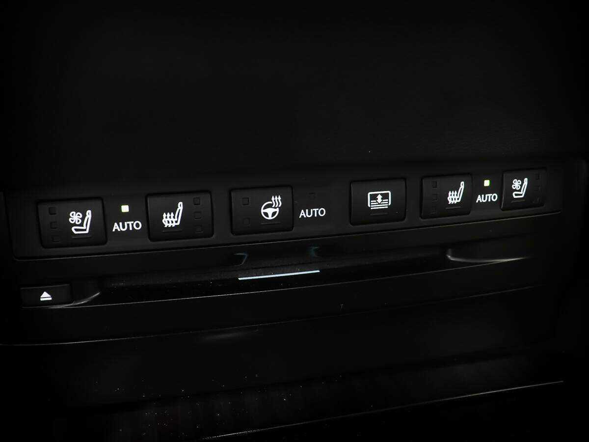 Купить Lexus ES 250, 2019, 42 488 км, фото №18