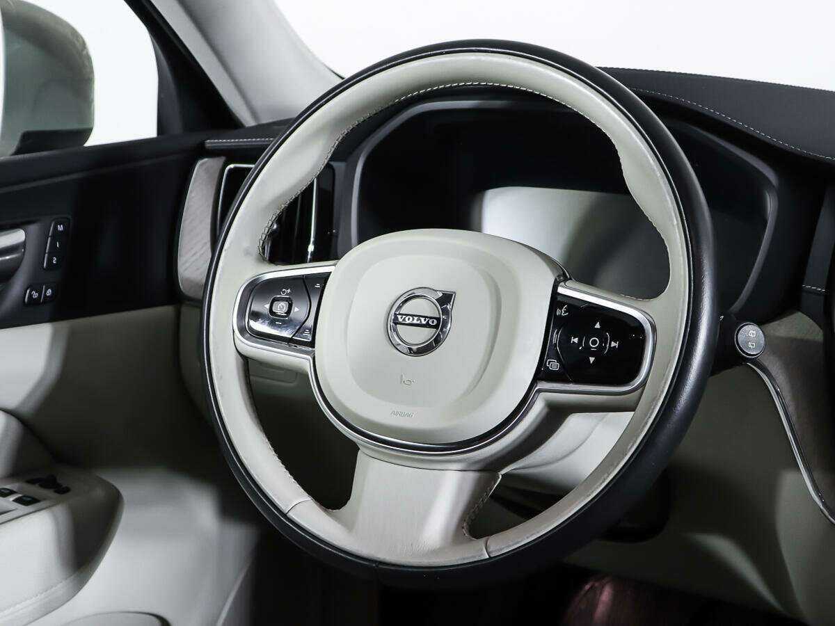 Купить Volvo XC60, 2021, 42 138 км, фото №15