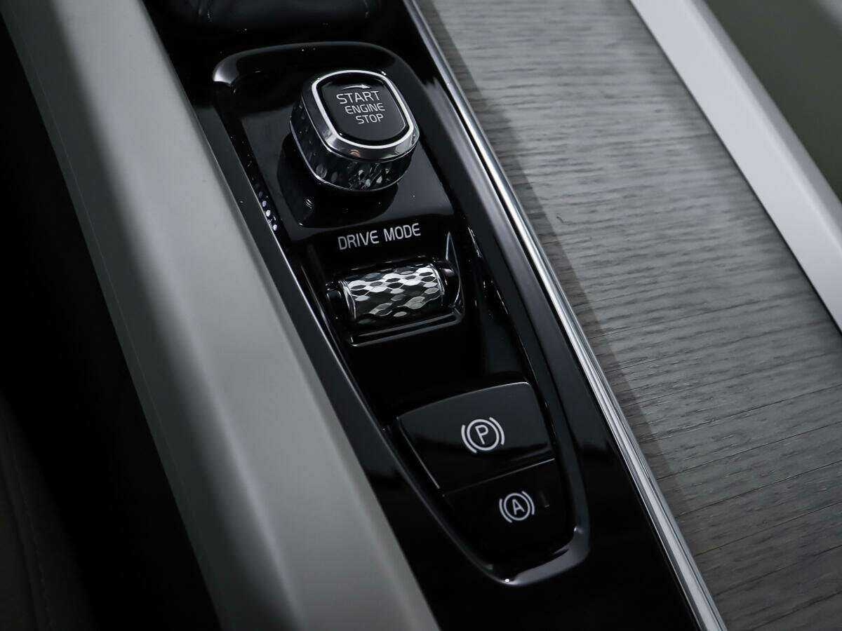 Купить Volvo XC60, 2021, 42 138 км, фото №20