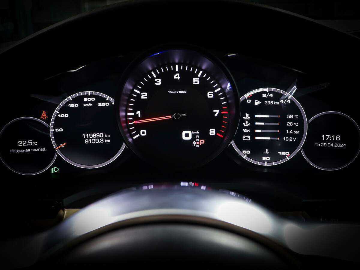 Купить Porsche Cayenne, 2018, 119 000 км, фото №14