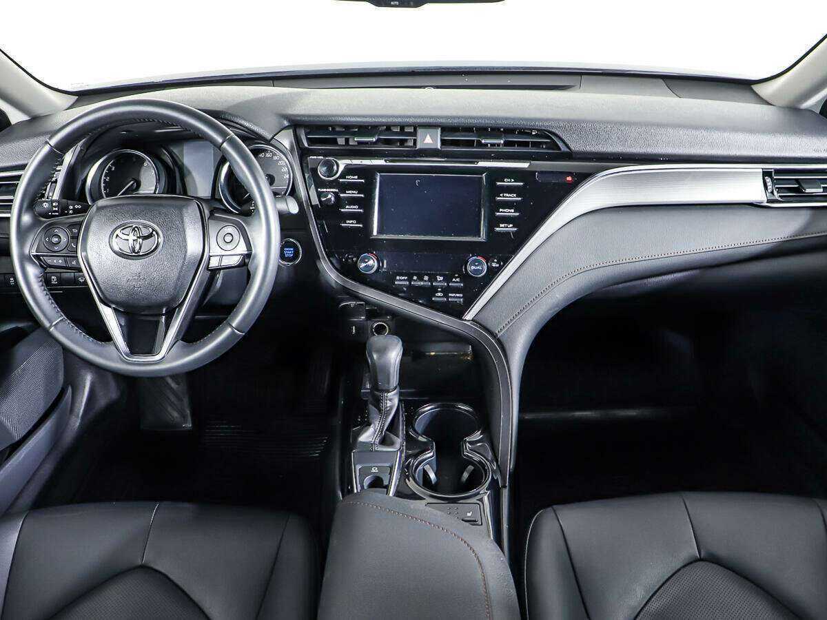 Купить Toyota Camry, 2020, 70 400 км, фото №11