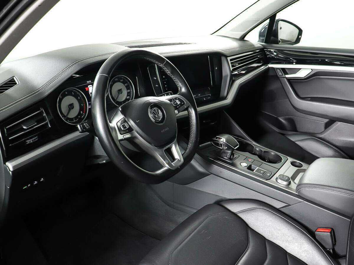 Купить Volkswagen Touareg, 2019, 173 051 км, фото №15