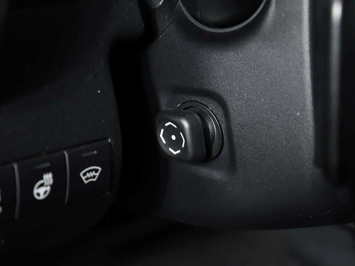 Купить Toyota Camry, 2019, 75 390 км, фото №17