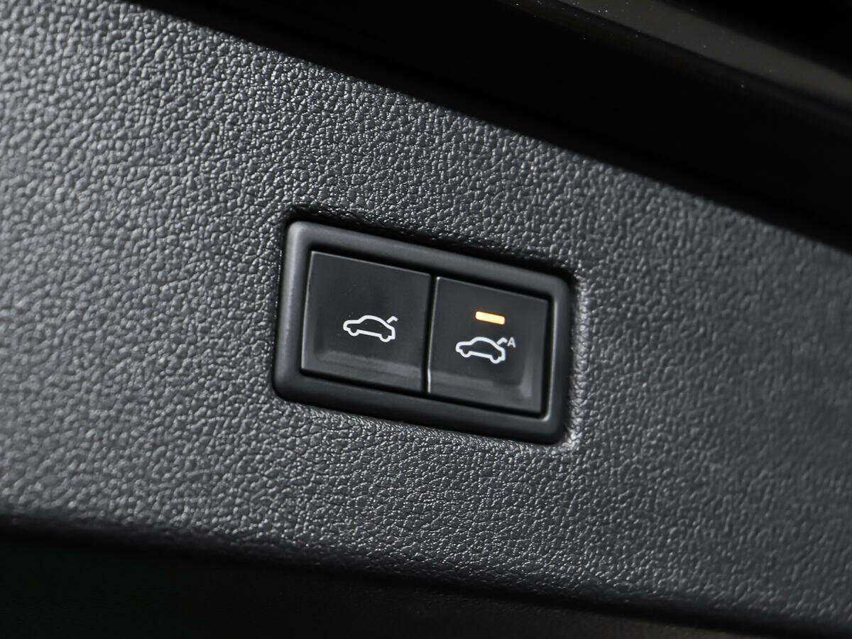 Купить Volkswagen Tiguan, 2020, 70 446 км, фото №17