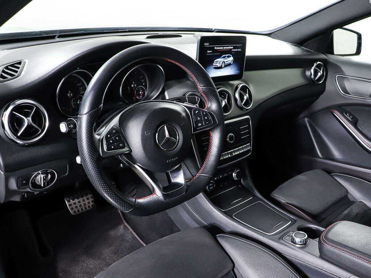 Купить Mercedes-Benz GLA 250, 2018, 81 236 км, фото №12
