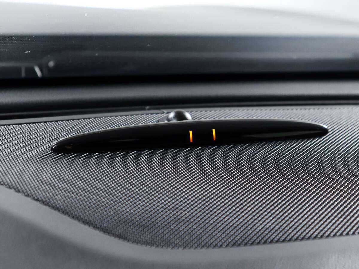 Купить Mercedes-Benz GLA 250, 2018, 81 236 км, фото №15