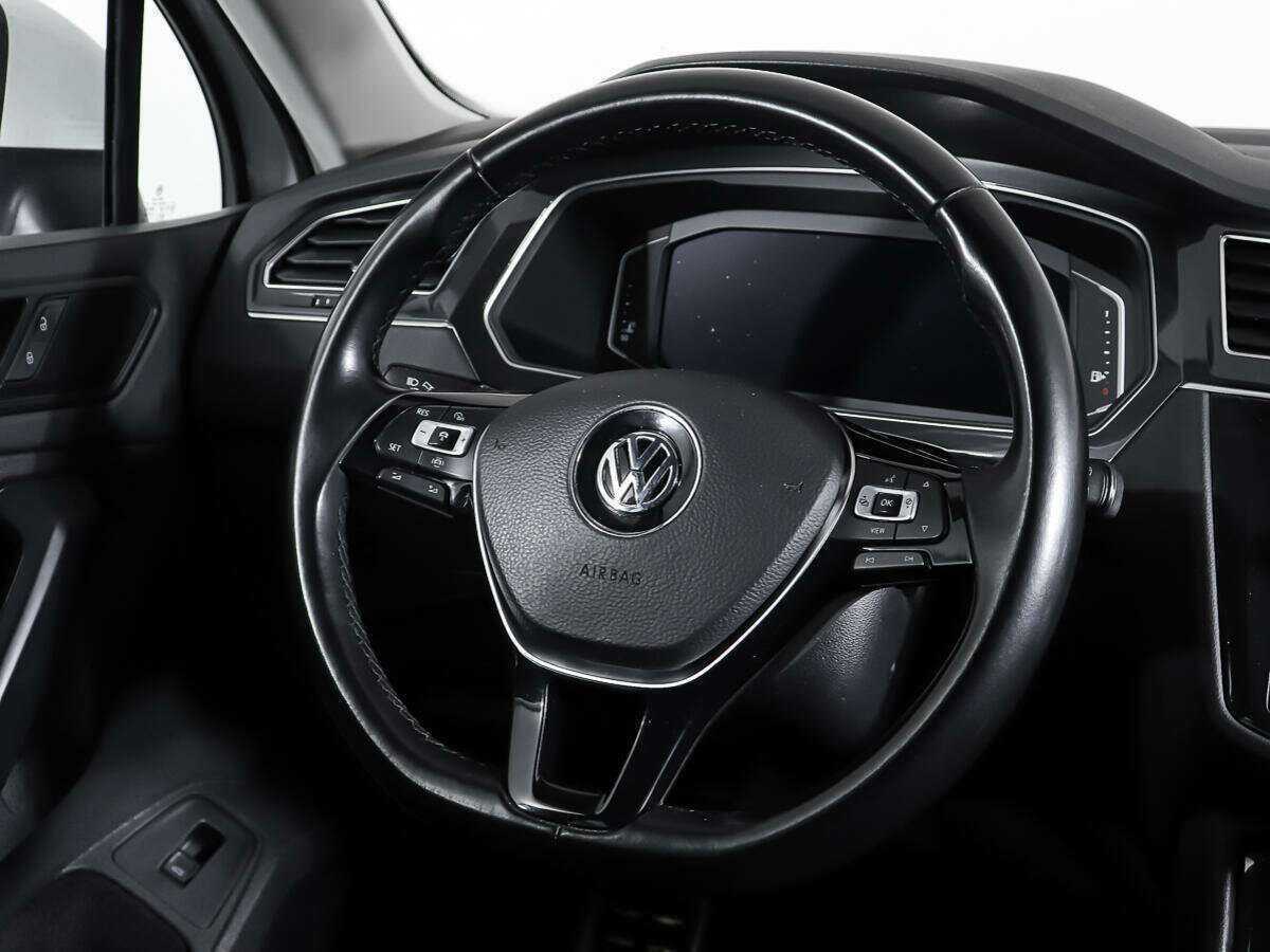 Купить Volkswagen Tiguan, 2018, 93 826 км, фото №13
