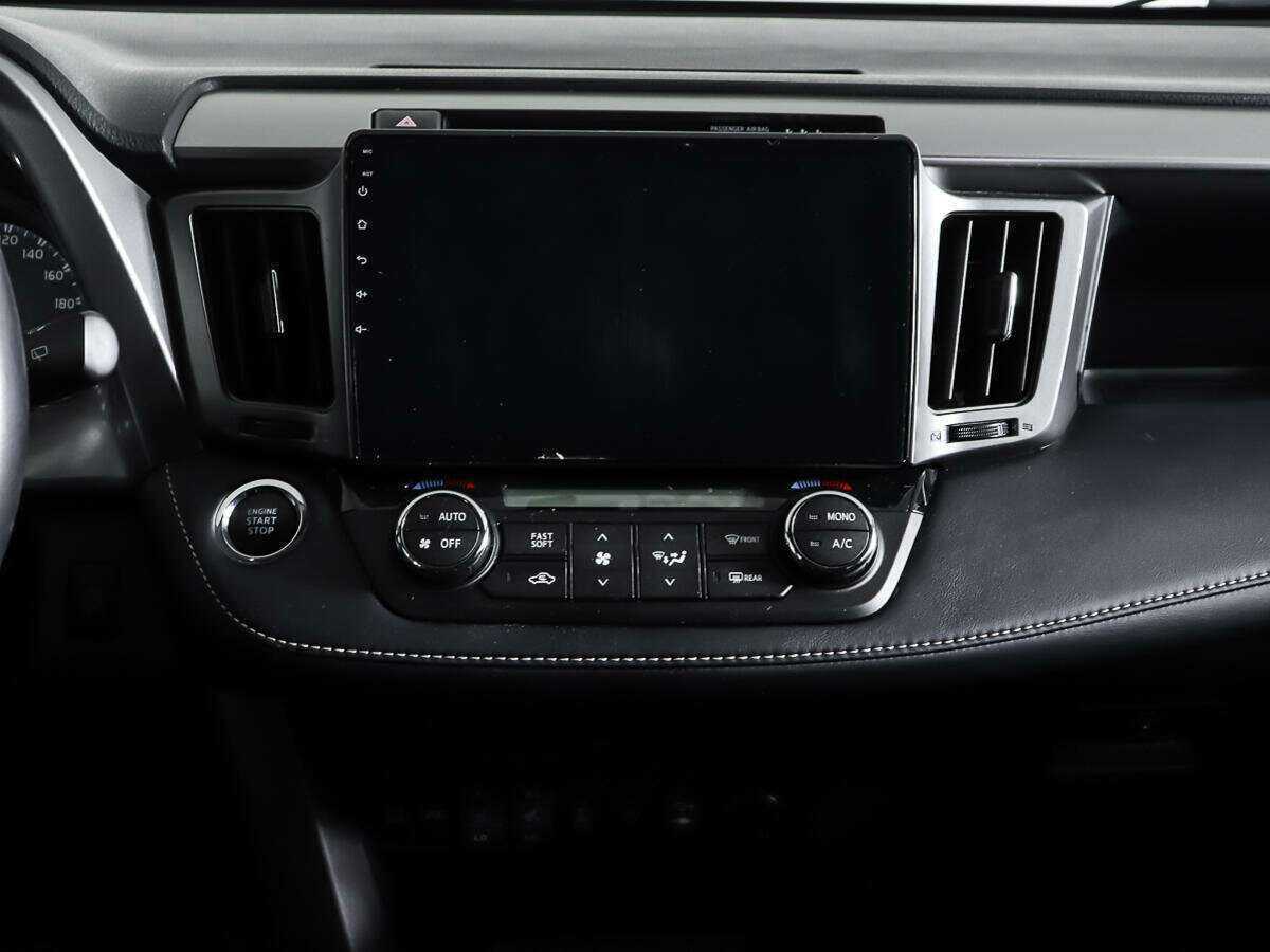 Купить Toyota RAV4, 2018, 118 300 км, фото №12