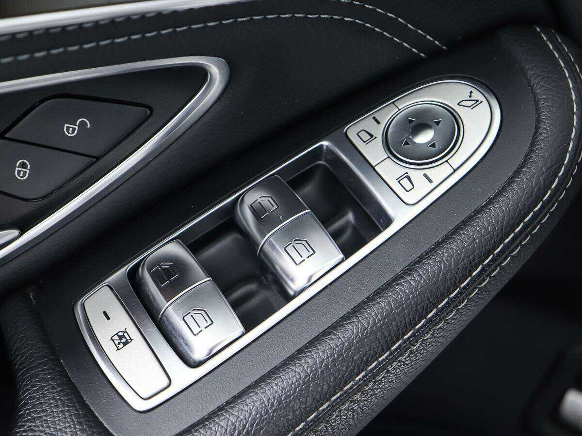 Купить Mercedes-Benz GLC 250 d, 2016, 98 108 км, фото №14