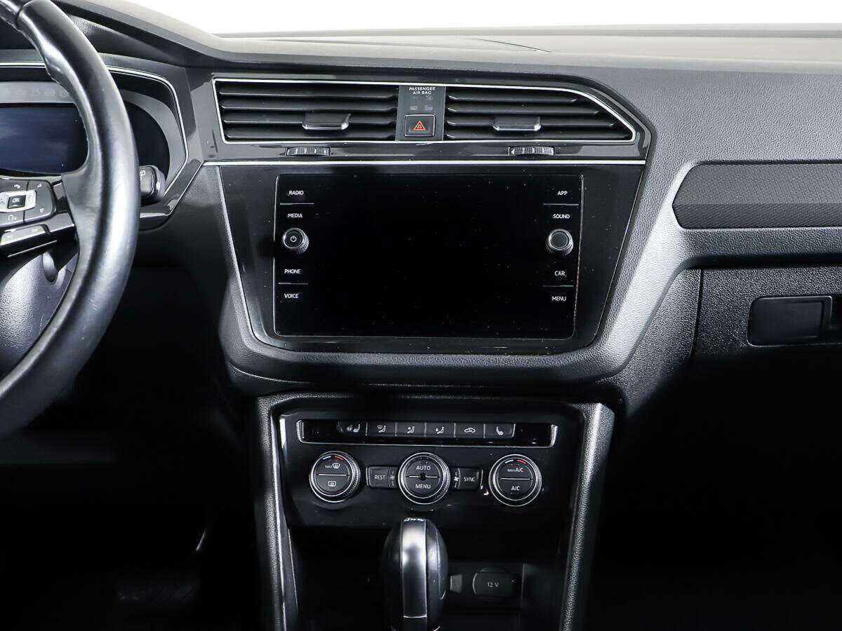 Купить Volkswagen Tiguan, 2018, 80 336 км, фото №12