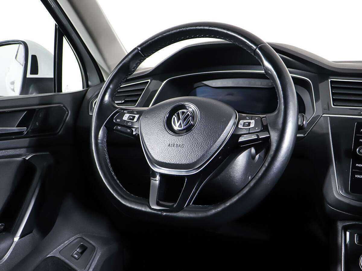 Купить Volkswagen Tiguan, 2018, 80 336 км, фото №15