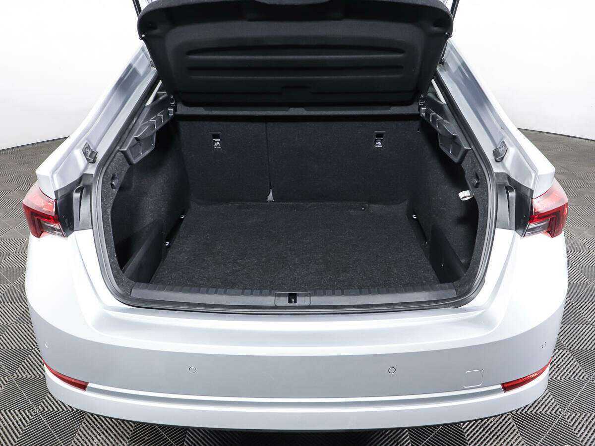 Купить Skoda Octavia, 2020, 13 800 км, фото №9