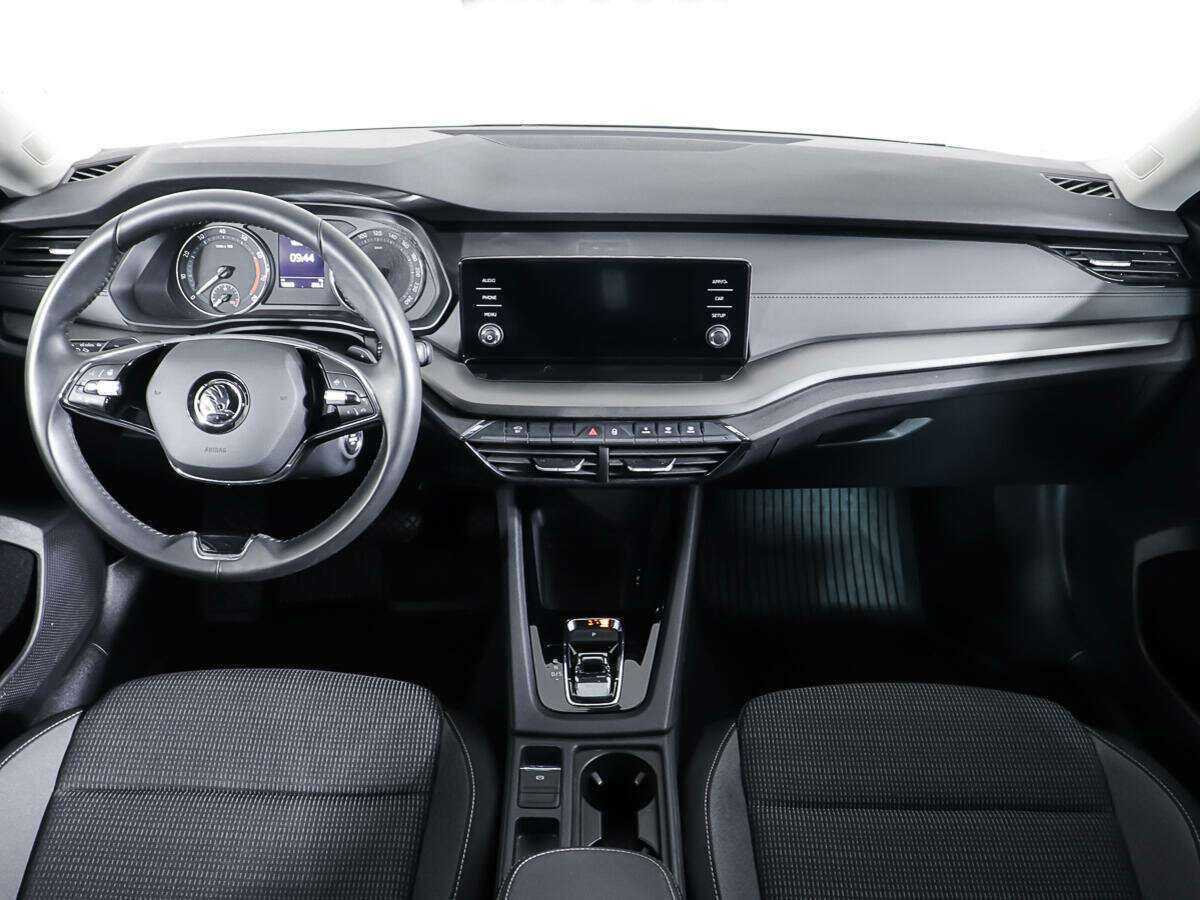 Купить Skoda Octavia, 2020, 13 800 км, фото №12