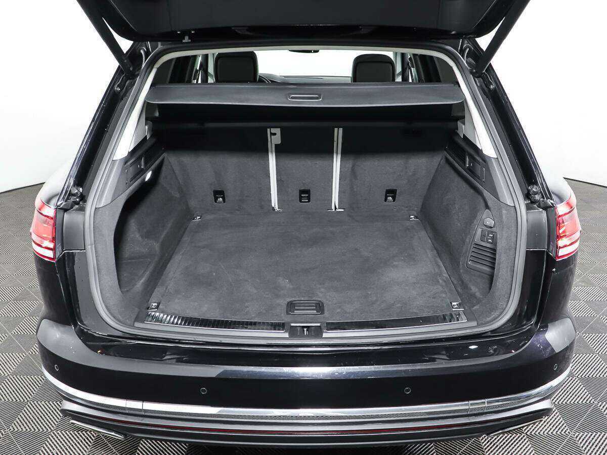 Купить Volkswagen Touareg, 2020, 229 000 км, фото №9
