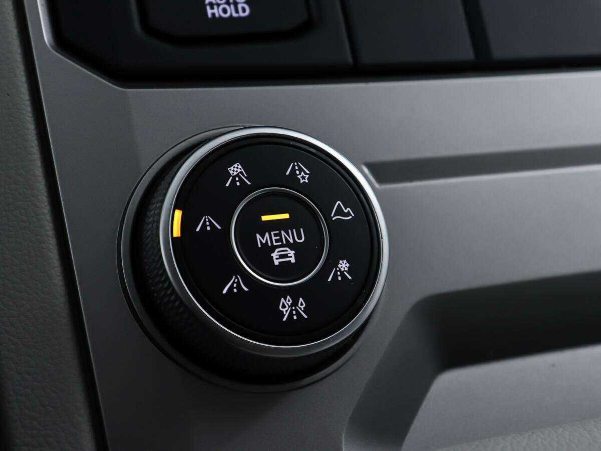 Купить Volkswagen Touareg, 2020, 229 000 км, фото №19