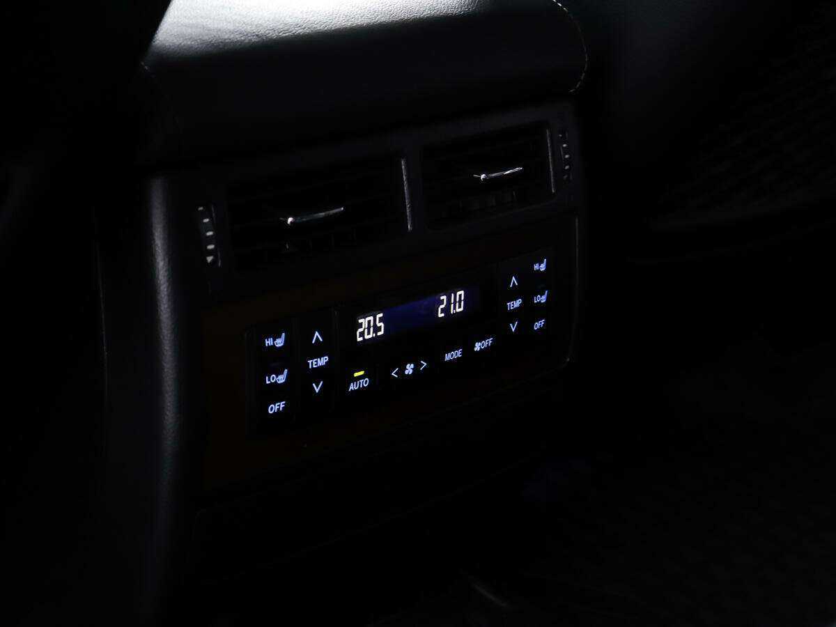 Купить Toyota Land Cruiser, 2020, 161 746 км, фото №21