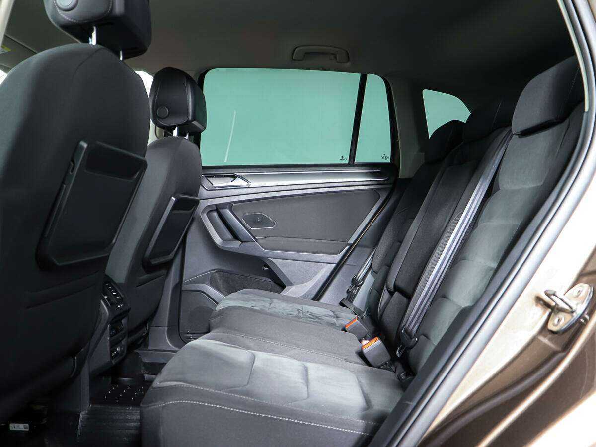 Купить Volkswagen Tiguan, 2018, 90 642 км, фото №11