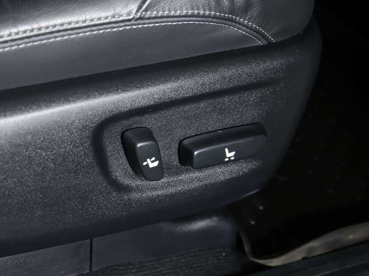 Купить Toyota Land Cruiser Prado, 2015, 33 040 км, фото №16