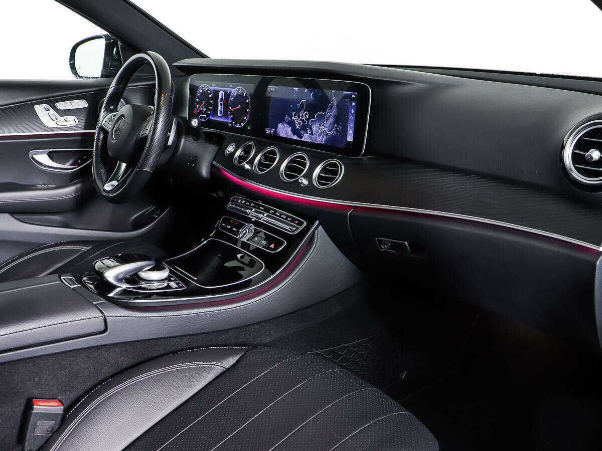 Купить Mercedes-Benz E-Класс 300, 2016, 55 977 км, фото №8
