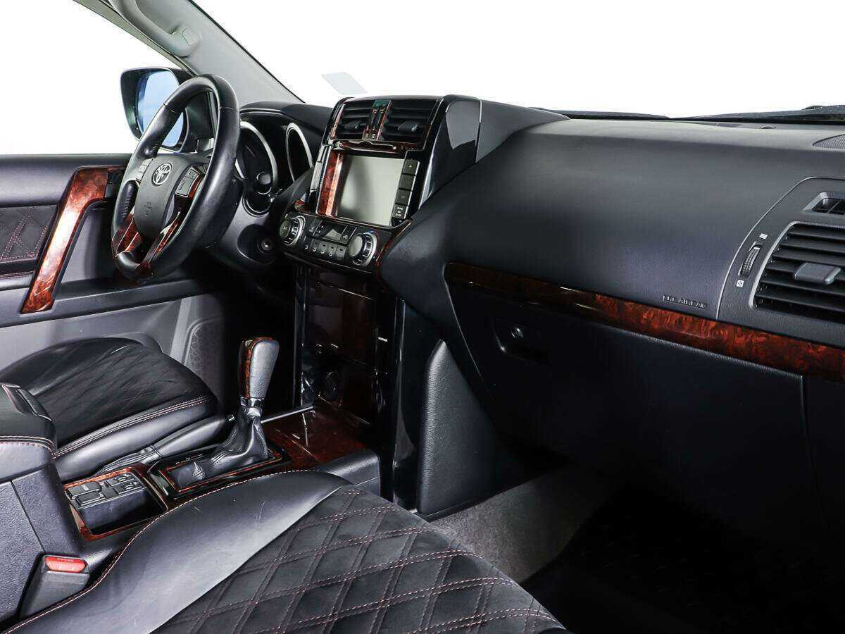 Купить Toyota Land Cruiser Prado, 2011, 122 905 км, фото №10
