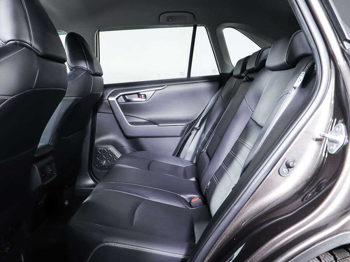 Купить Toyota RAV4, 2019, 40 690 км, фото №10