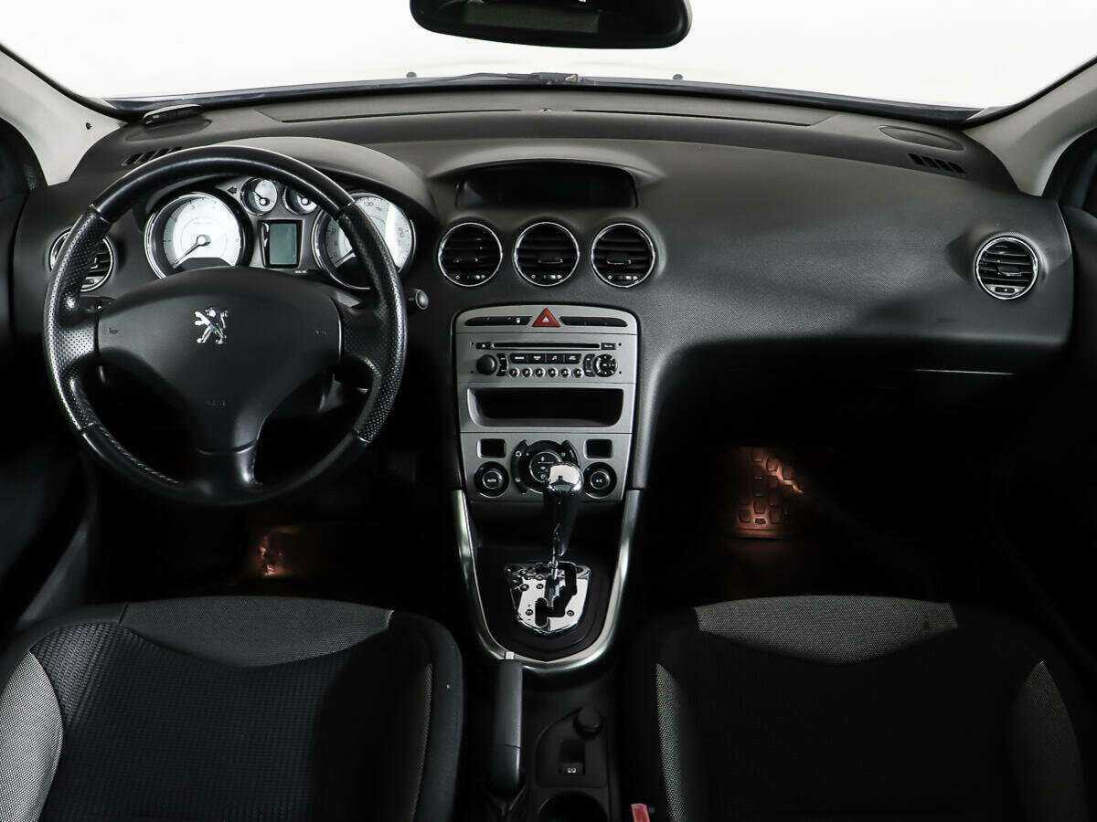 Купить Peugeot 308, 2010, 143 391 км, фото №10