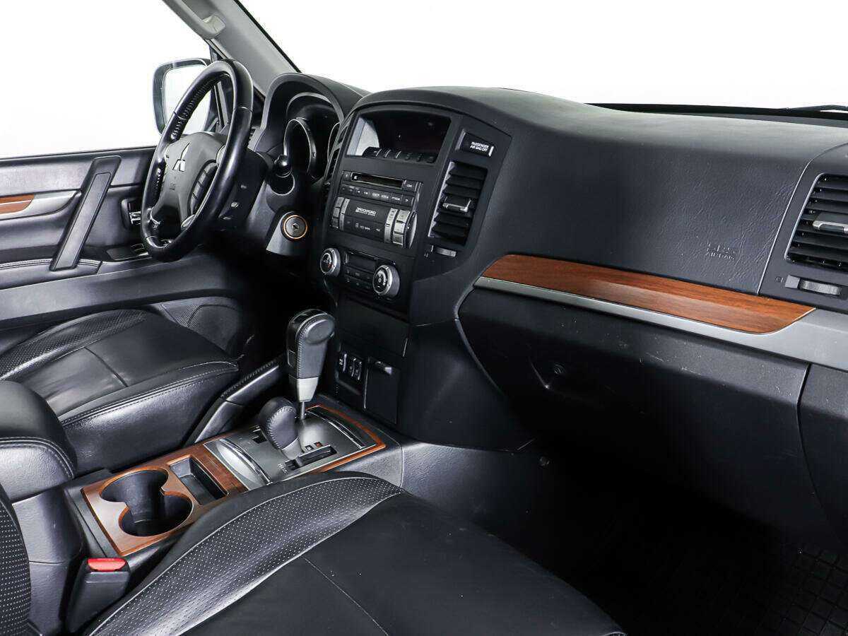 Купить Mitsubishi Pajero, 2008, 141 884 км, фото №8