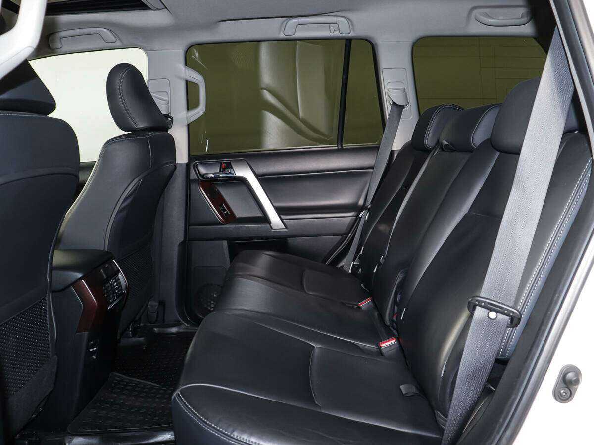 Купить Toyota Land Cruiser Prado, 2014, 136 700 км, фото №10