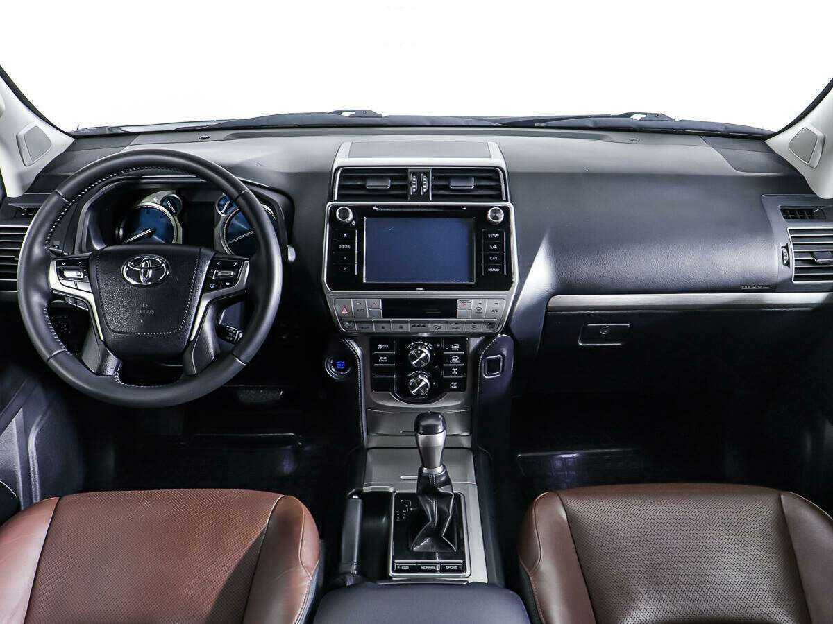 Купить Toyota Land Cruiser Prado, 2017, 77 000 км, фото №10