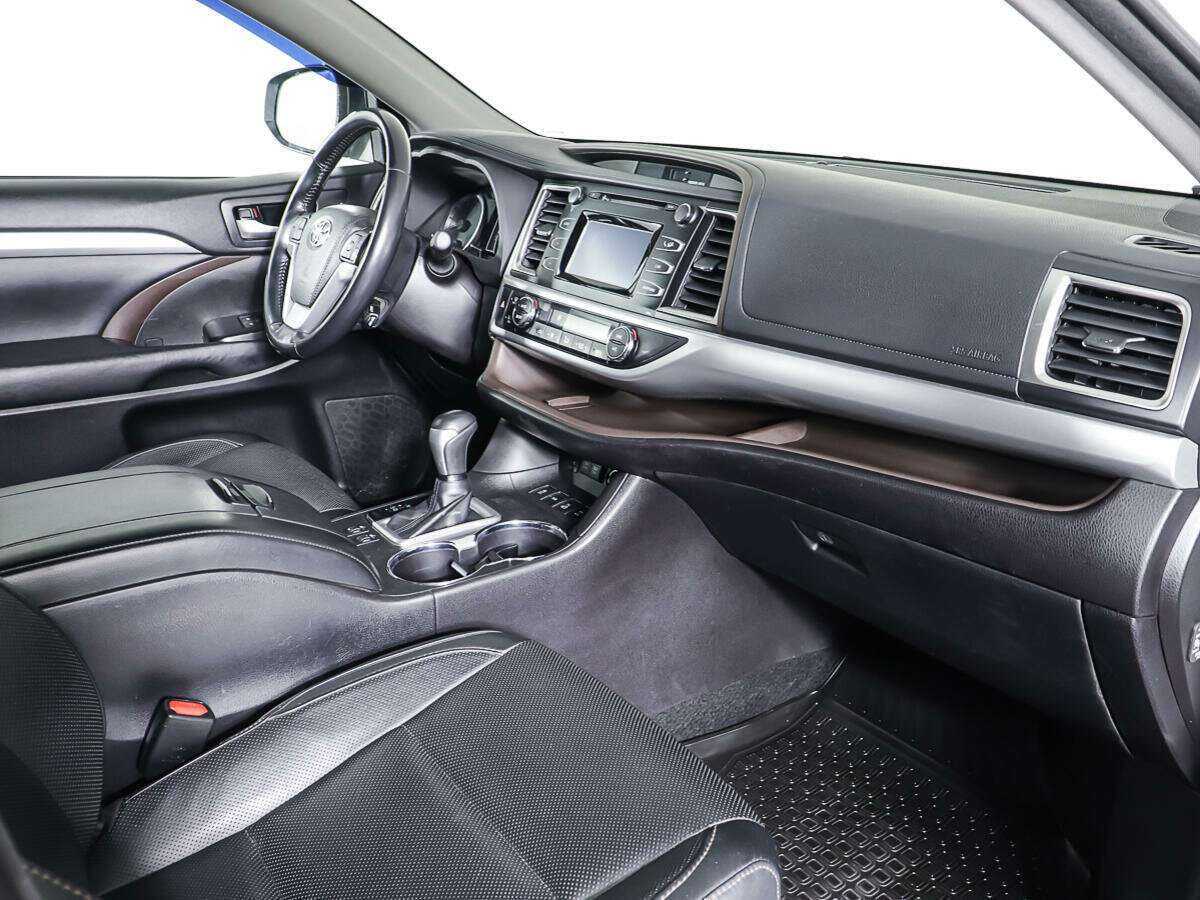 Купить Toyota Highlander, 2017, 105 230 км, фото №9