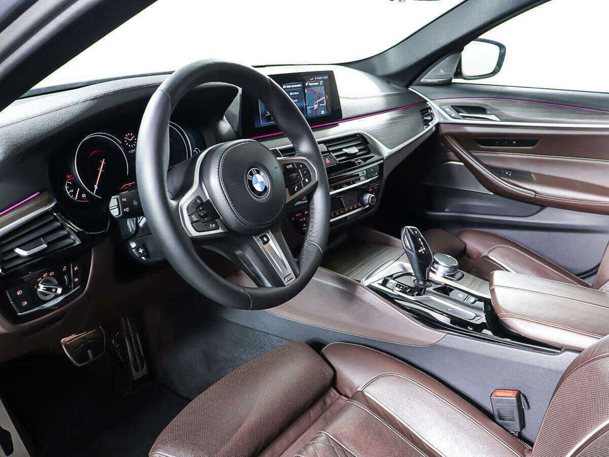 Купить BMW 5 серии 530d xDrive, 2017, 118 436 км, фото №15