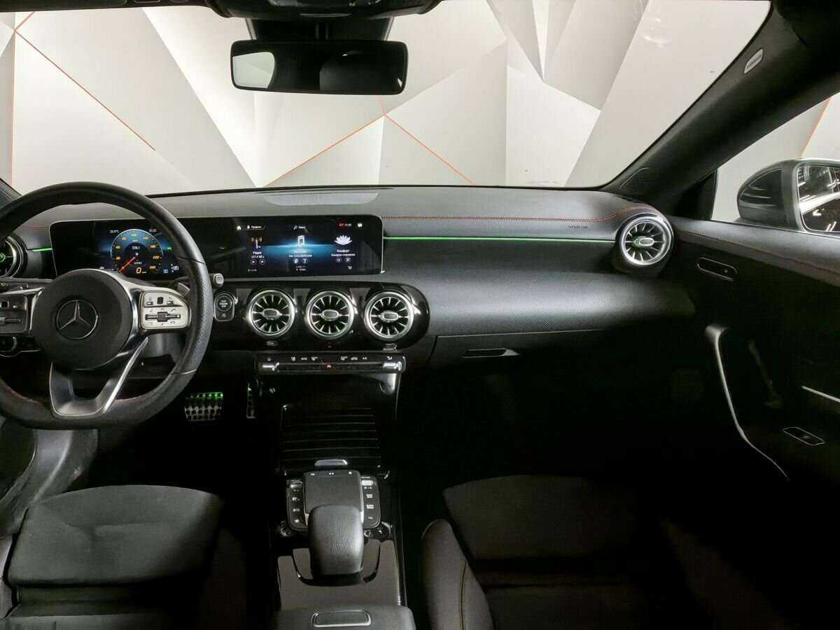 Купить Mercedes-Benz CLA 200, 2020, 65 979 км, фото №10