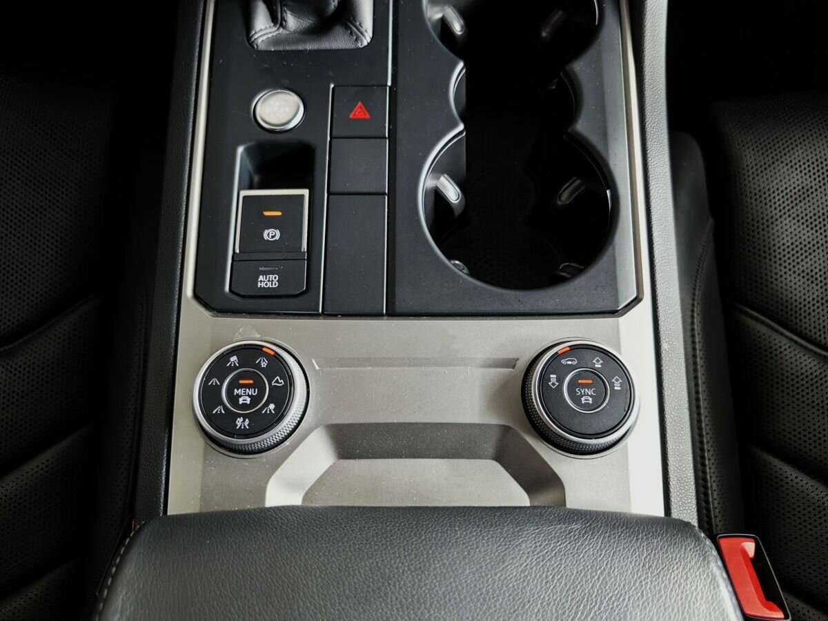 Купить Volkswagen Touareg, 2018, 105 741 км, фото №18