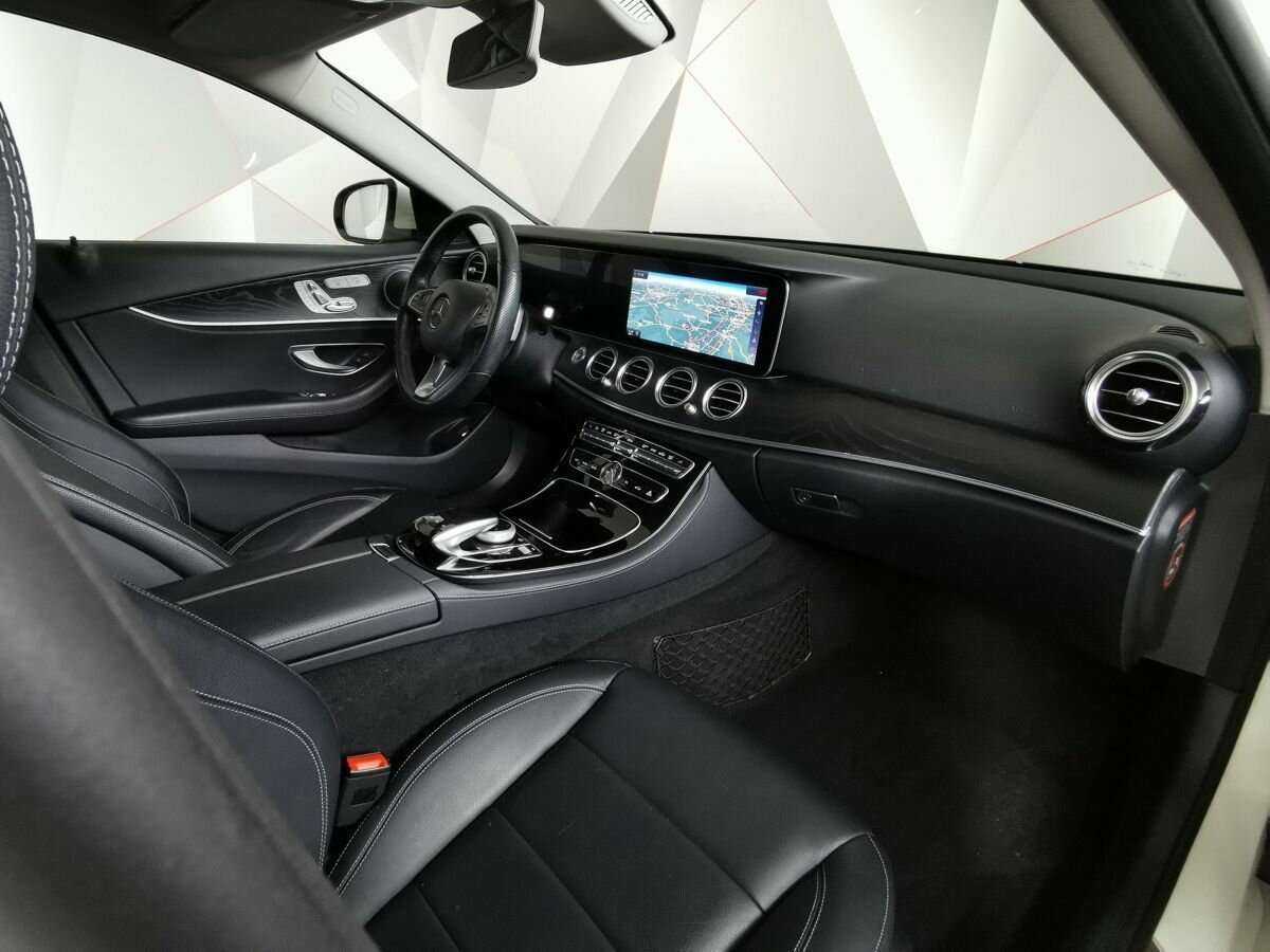 Купить Mercedes-Benz E-Класс 300, 2017, 77 793 км, фото №9