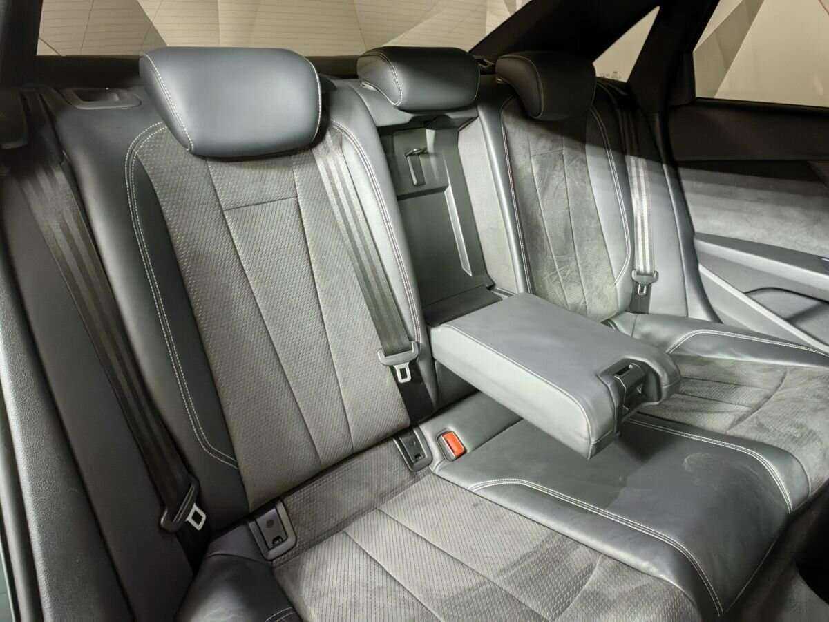 Купить Audi A4, 2018, 98 906 км, фото №13