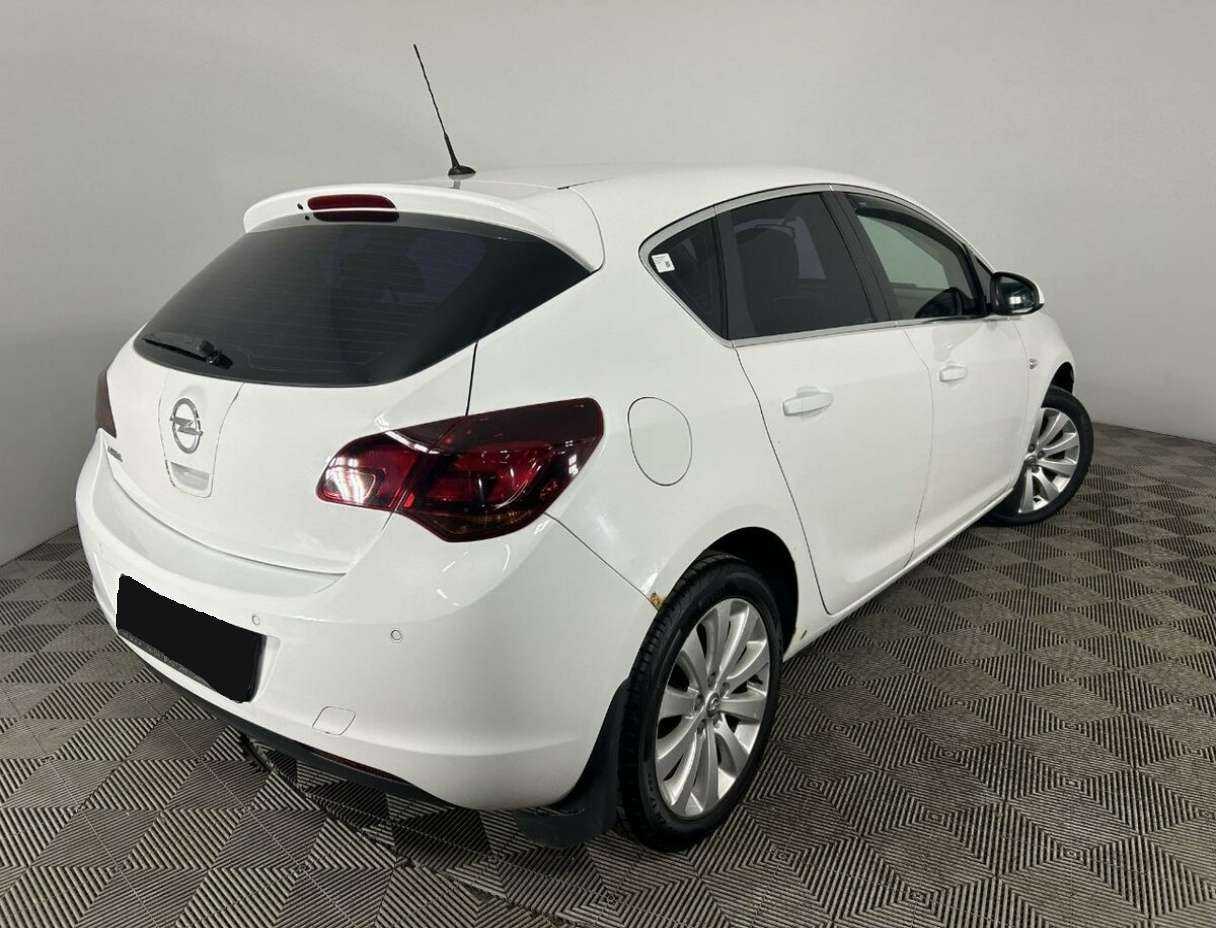 Купить Opel Astra, 2011, 258 397 км, фото №6
