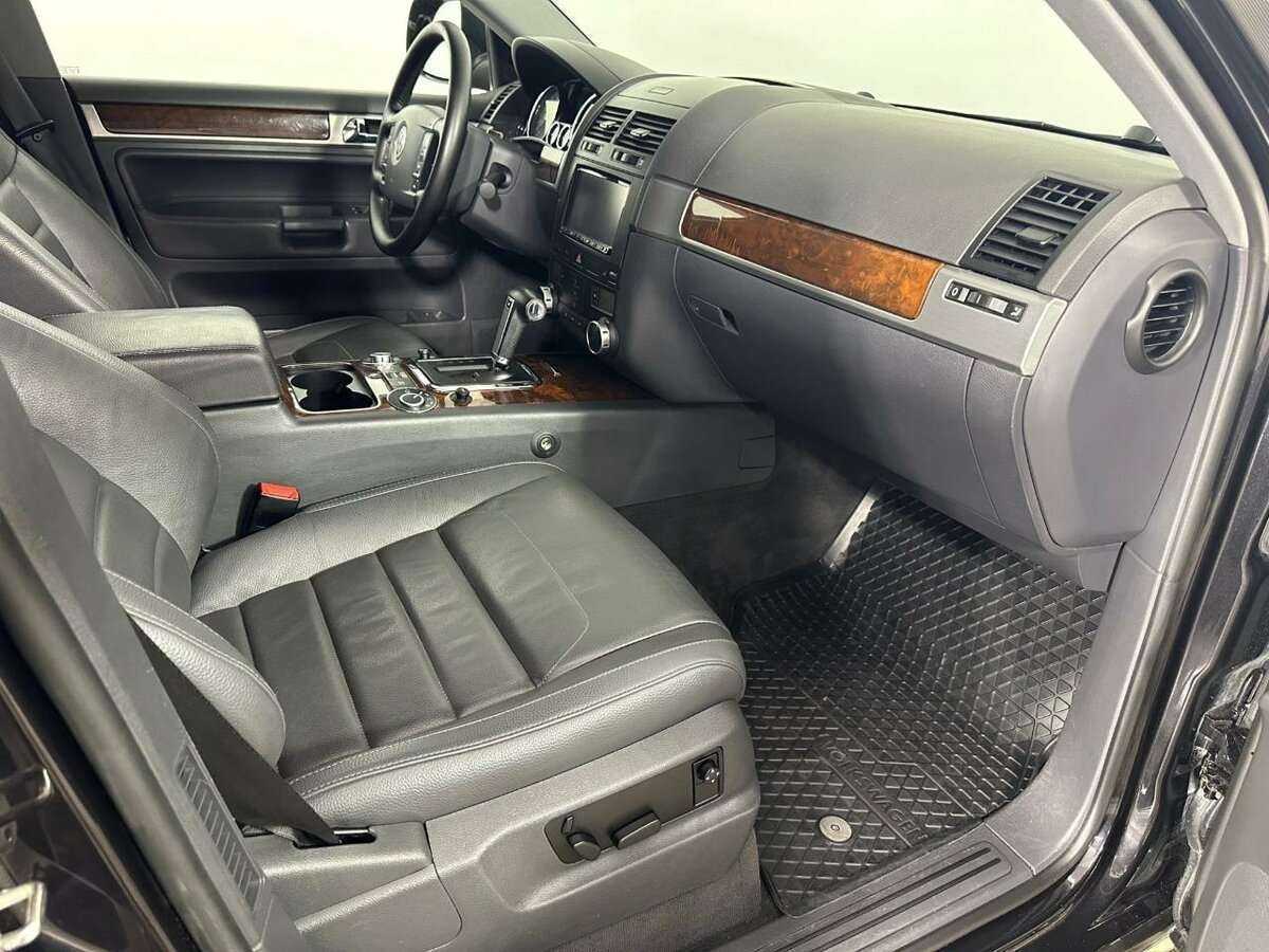 Купить Volkswagen Touareg, 2008, 245 252 км, фото №12
