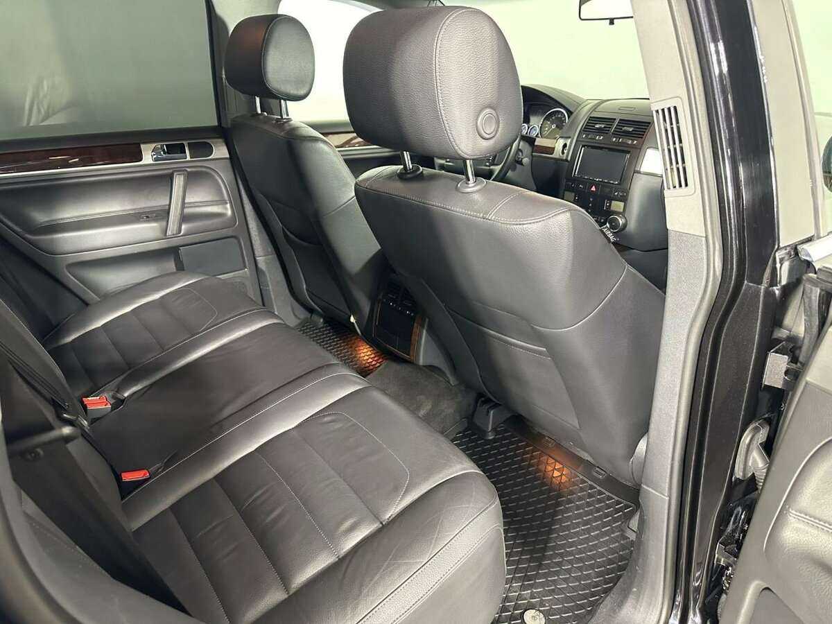 Купить Volkswagen Touareg, 2008, 245 252 км, фото №15