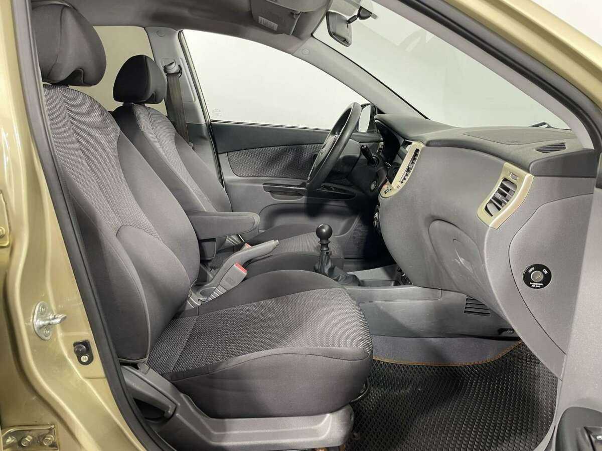 Купить Kia Rio, 2010, 200 234 км, фото №14