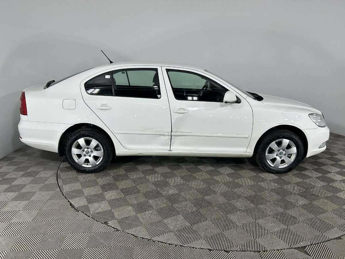 Купить Skoda Octavia, 2011, 220 636 км, фото №4