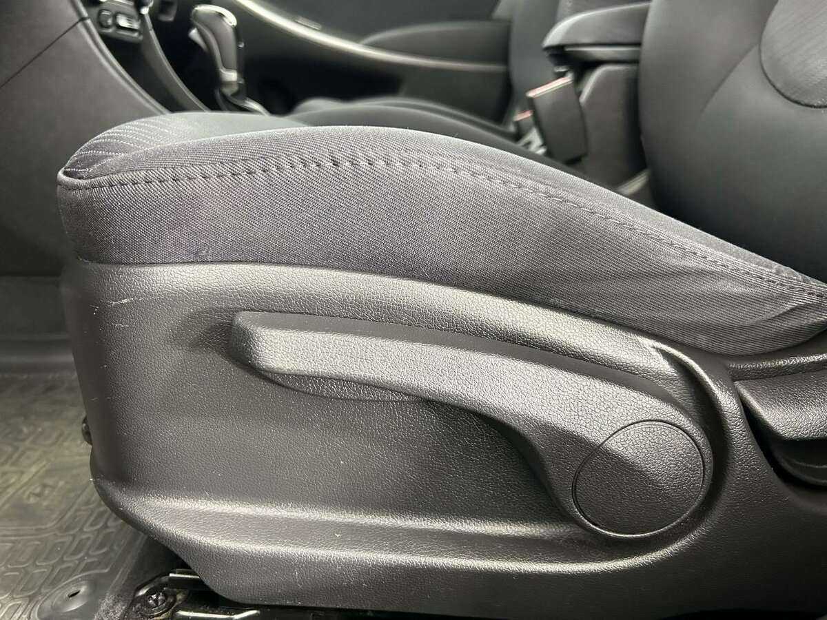 Купить Hyundai Solaris, 2015, 66 300 км, фото №10