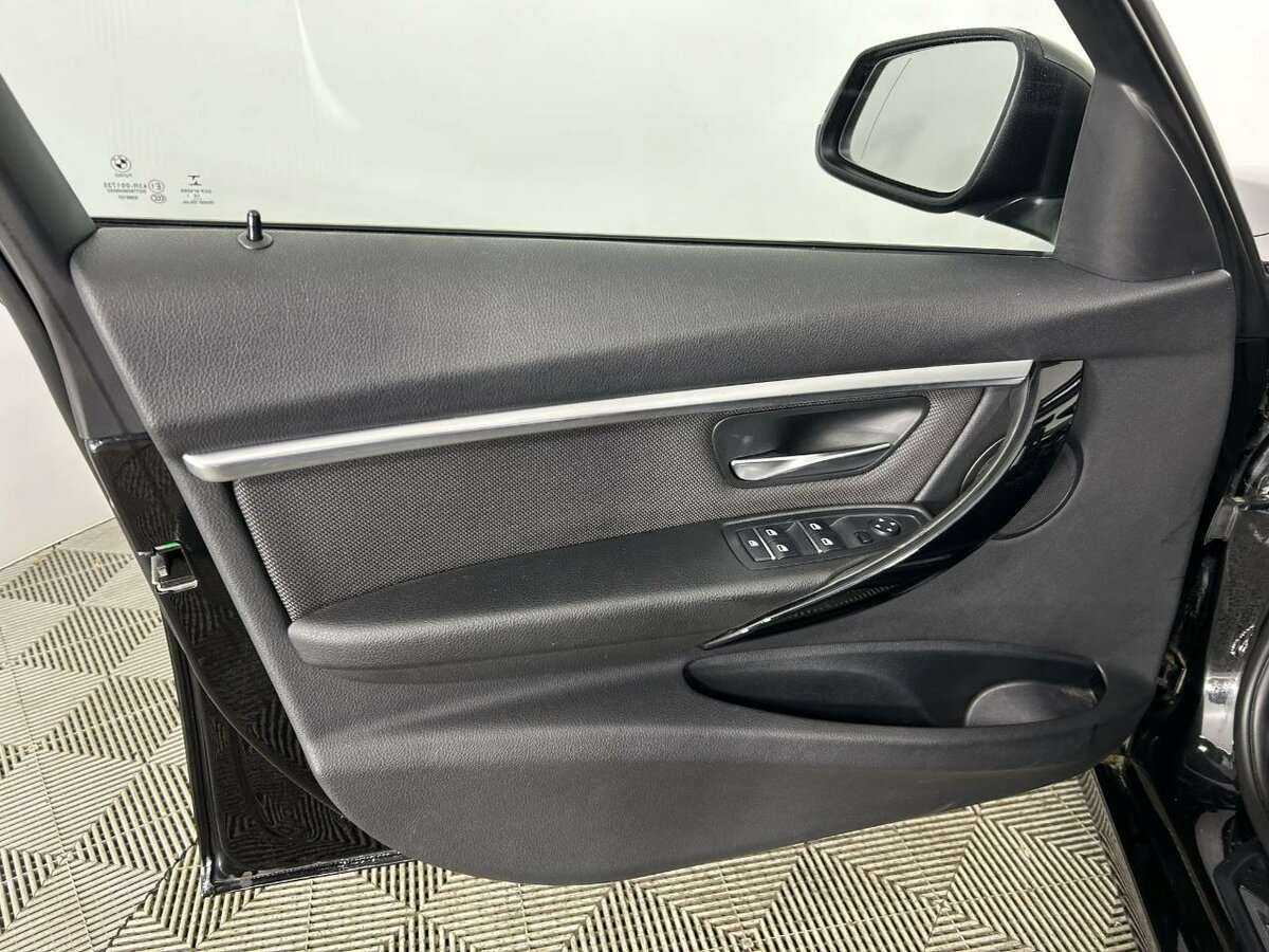 Купить BMW 3 серии 320d xDrive, 2016, 77 000 км, фото №8
