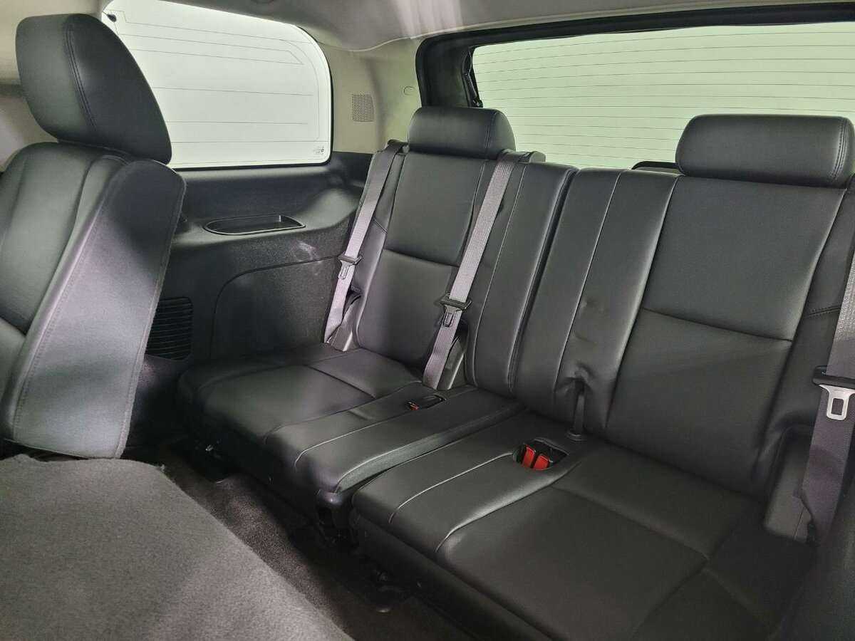 Купить Chevrolet Tahoe 6AT, 2013, 84 288 км, фото №17
