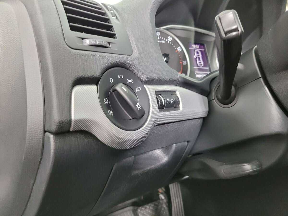 Купить Skoda Octavia DSG7, 2010, 270 811 км, фото №9