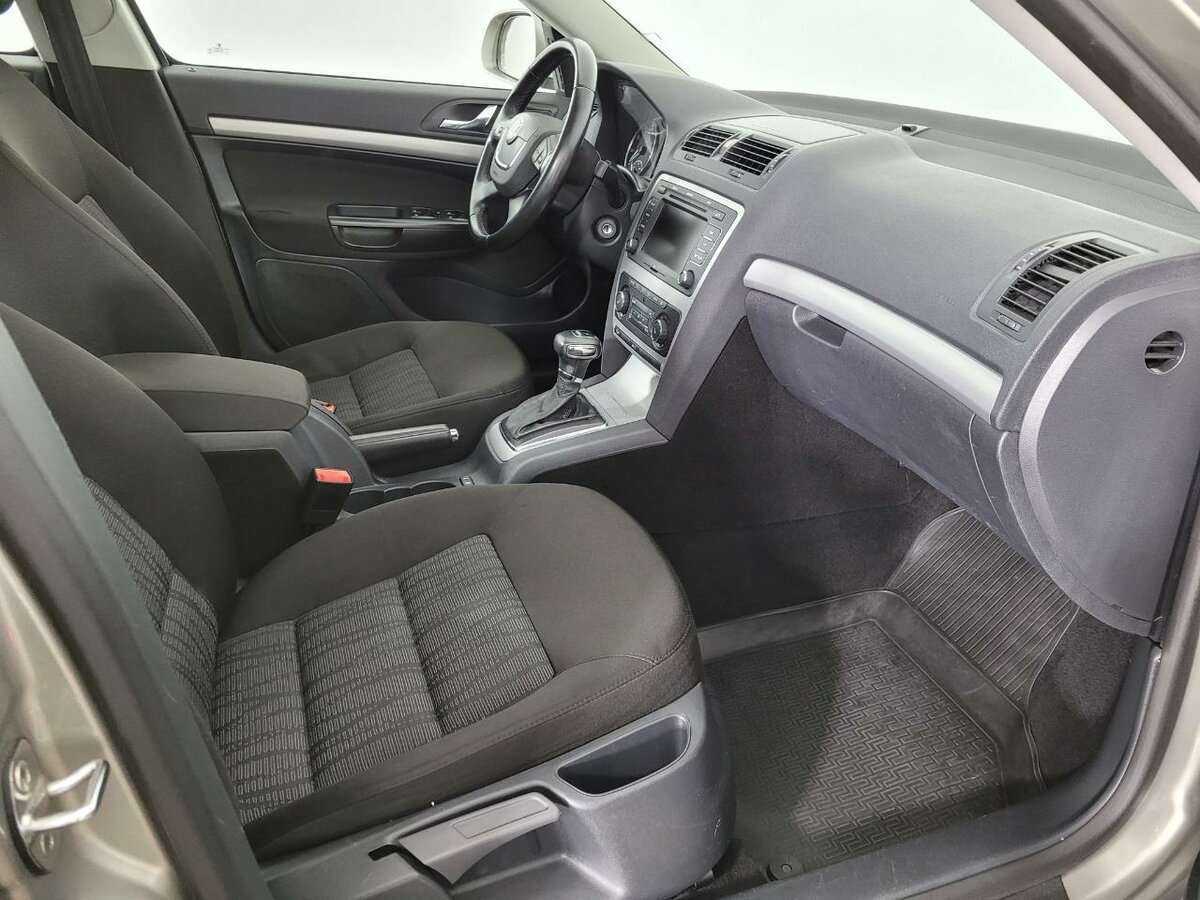 Купить Skoda Octavia DSG7, 2010, 270 811 км, фото №14