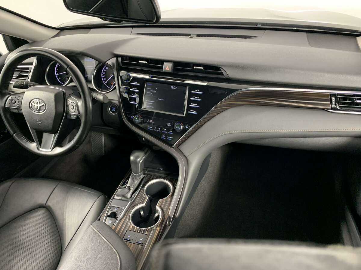 Купить Toyota Camry, 2019, 89 169 км, фото №7